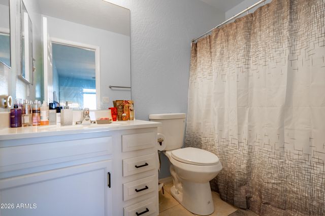 15855 S MOON VALLEY Road, Arizona City, AZ 85123