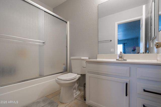 15855 S MOON VALLEY Road, Arizona City, AZ 85123