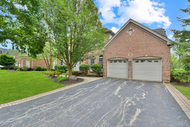 88 Open Parkway S, Hawthorn Woods, IL 60047
