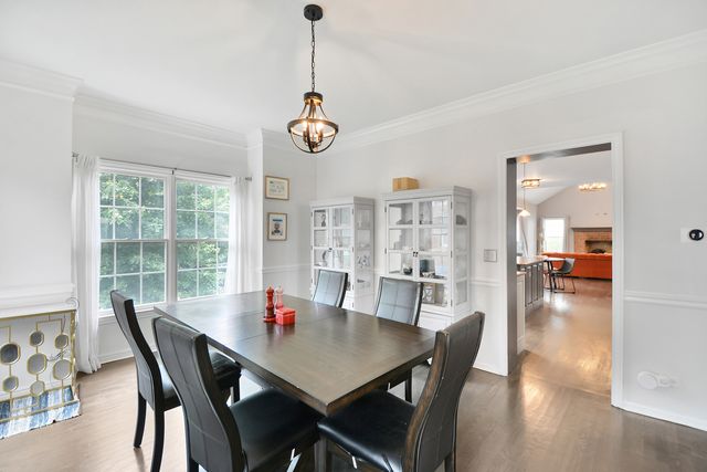 88 Open Parkway S, Hawthorn Woods, IL 60047