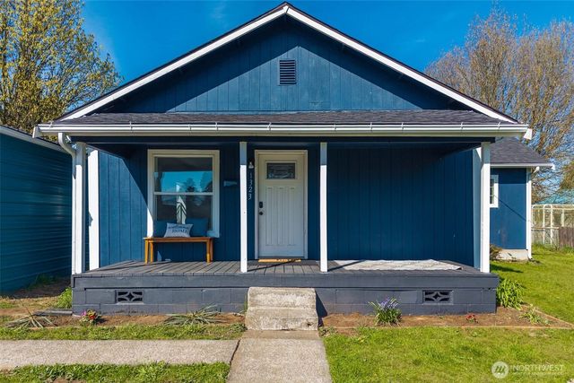 1323 Logan St, Centralia, WA 98531