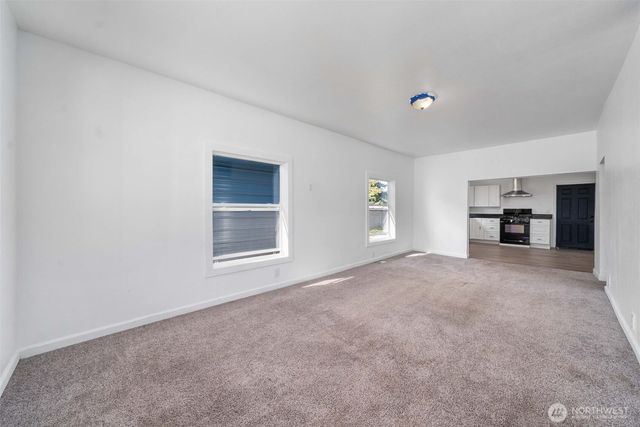 1323 Logan St, Centralia, WA 98531