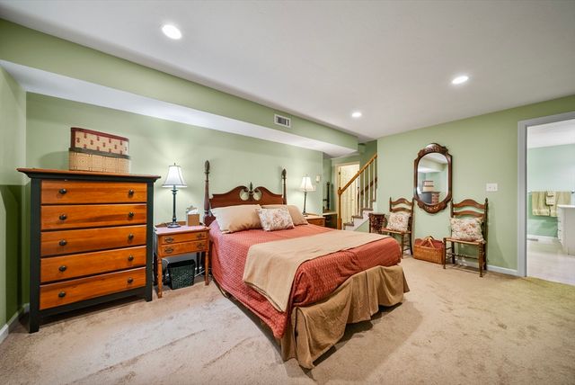 69 Farquhar Road, Sturbridge, MA 01566