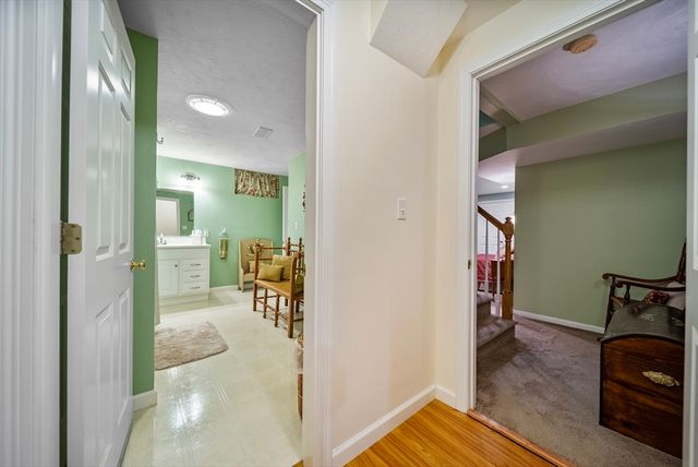 69 Farquhar Road, Sturbridge, MA 01566