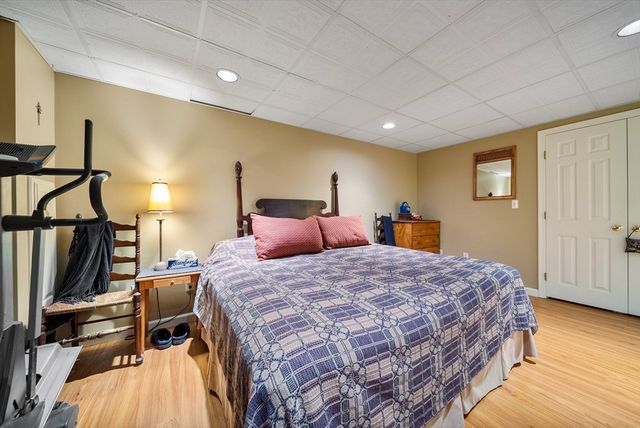 69 Farquhar Road, Sturbridge, MA 01566