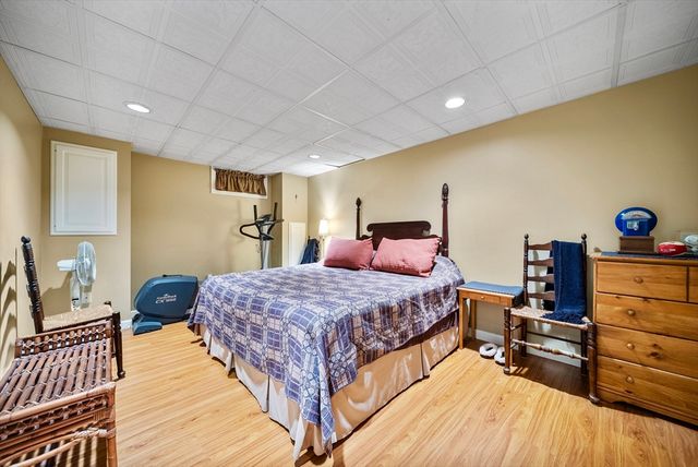 69 Farquhar Road, Sturbridge, MA 01566