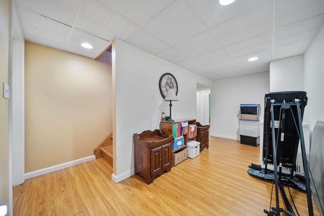 69 Farquhar Road, Sturbridge, MA 01566