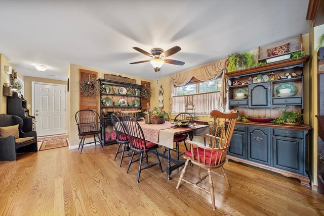 69 Farquhar Road, Sturbridge, MA 01566