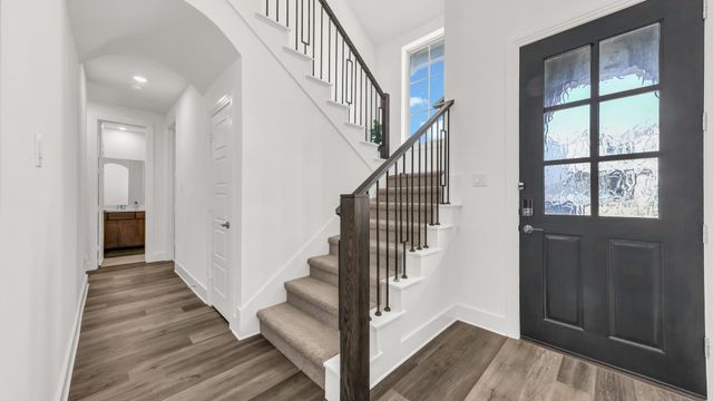 913 Gilbreath Avenue, Crowley, TX 76036