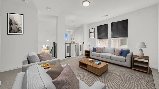 913 Gilbreath Avenue, Crowley, TX 76036