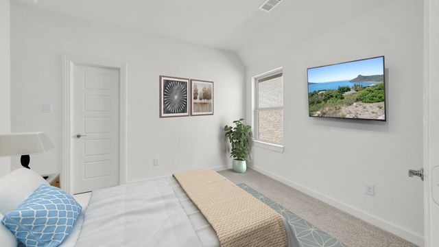 913 Gilbreath Avenue, Crowley, TX 76036