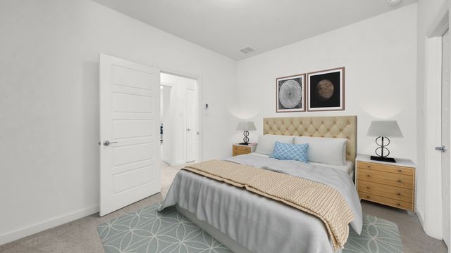 913 Gilbreath Avenue, Crowley, TX 76036