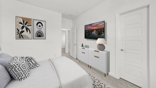 913 Gilbreath Avenue, Crowley, TX 76036