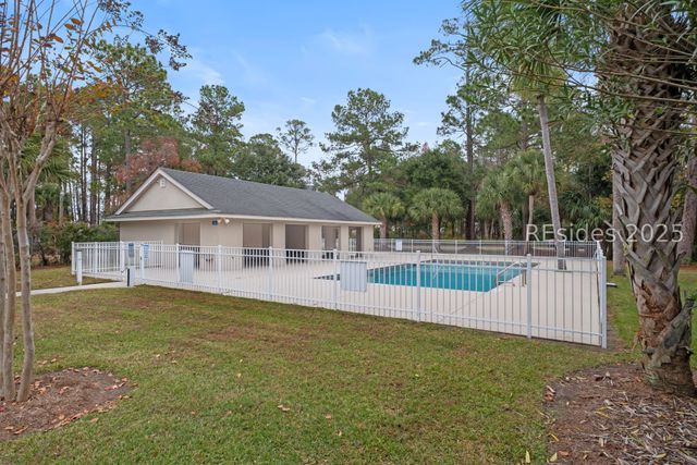 5 Bass Creek Ln, Bluffton, SC 29910