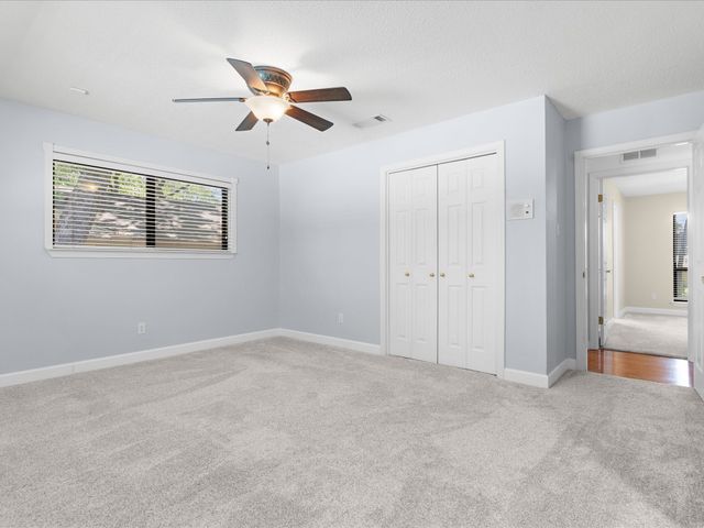 1800 Holm Oak Street, Arlington, TX 76012