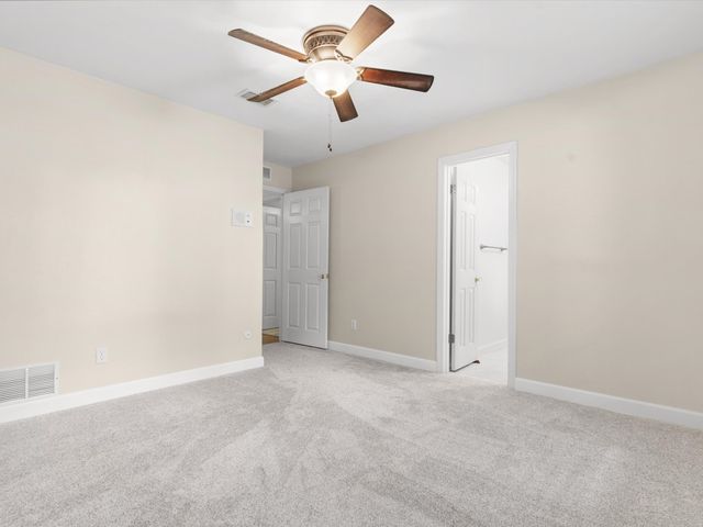 1800 Holm Oak Street, Arlington, TX 76012