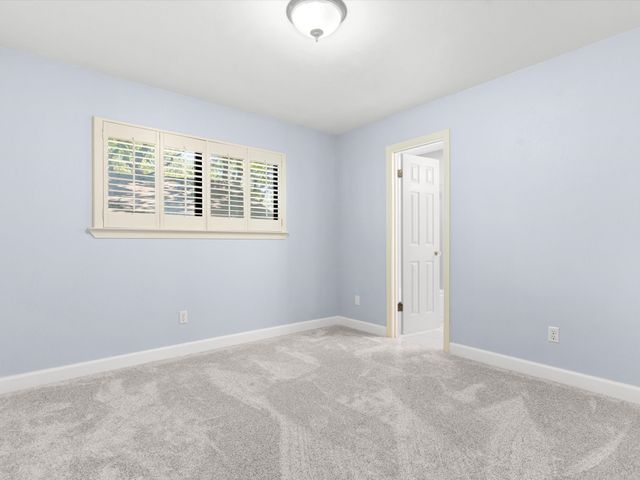 1800 Holm Oak Street, Arlington, TX 76012