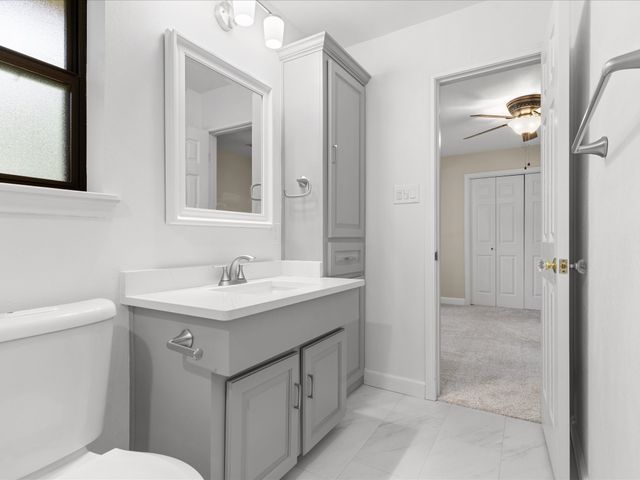 1800 Holm Oak Street, Arlington, TX 76012