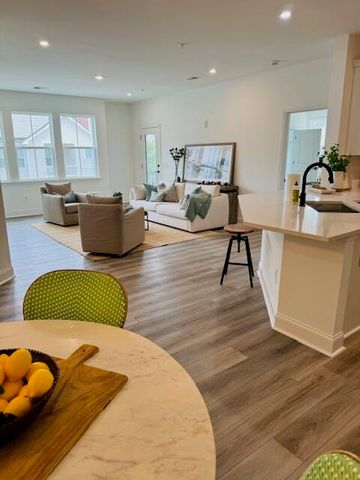 501 Raes Court 204, Charleston, SC 29414