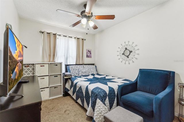 1017 MONROE AVENUE, St Cloud, FL 34769