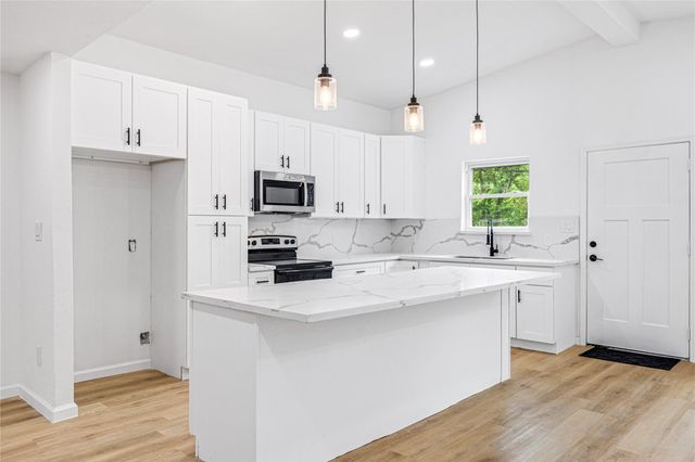 4114 Tavenor Lane, Houston, TX 77047