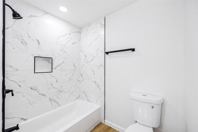 4114 Tavenor Lane, Houston, TX 77047