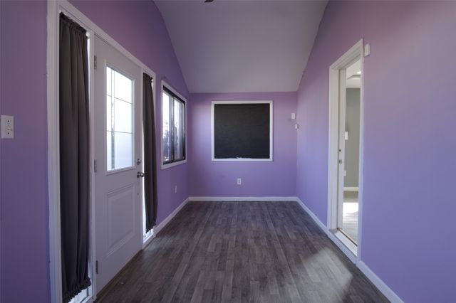 2743 Des Moines Street, Des Moines, IA 50317