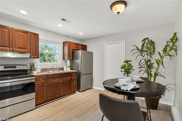 2916 Doris AVE, Chesapeake, VA 23324