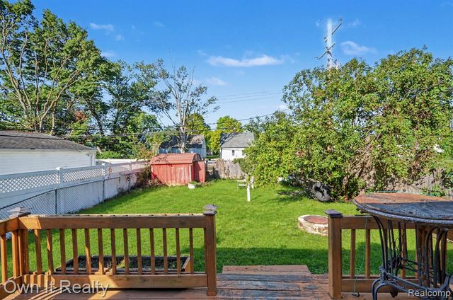 9107 Stout Street, Detroit, MI 48228