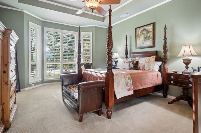 2448 Clearspring Drive N, Irving, TX 75063