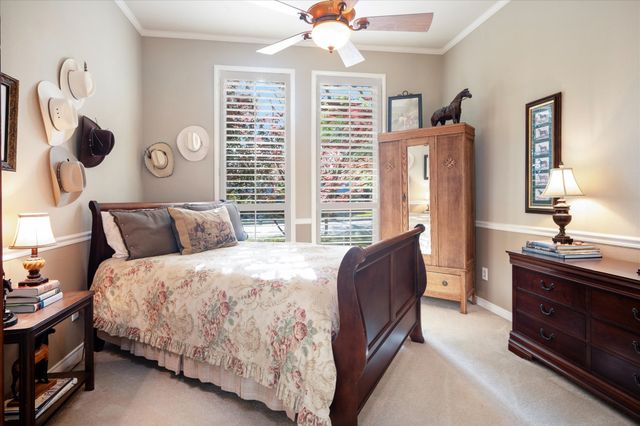 2448 Clearspring Drive N, Irving, TX 75063