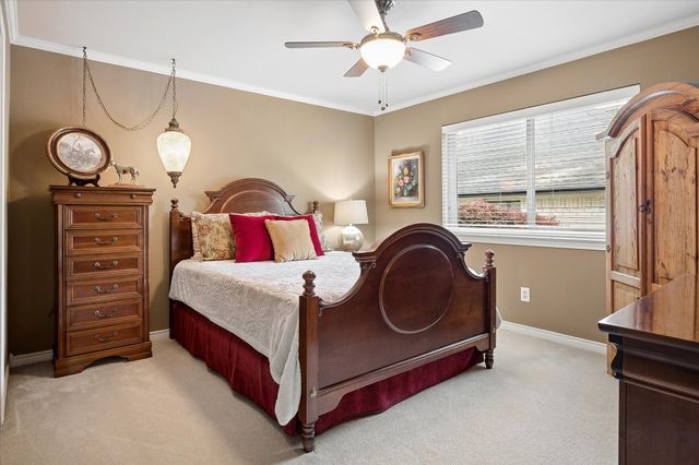 2448 Clearspring Drive N, Irving, TX 75063