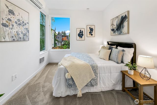 13721 Meridian Avenue N, Seattle, WA 98133