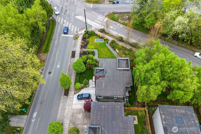 13721 Meridian Avenue N, Seattle, WA 98133
