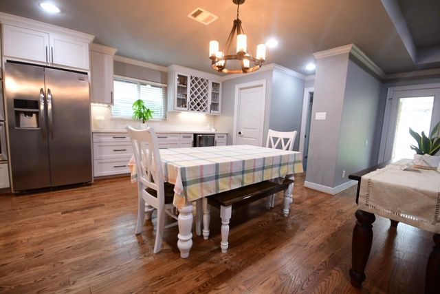 6230 Queensloch Drive, Houston, TX 77096