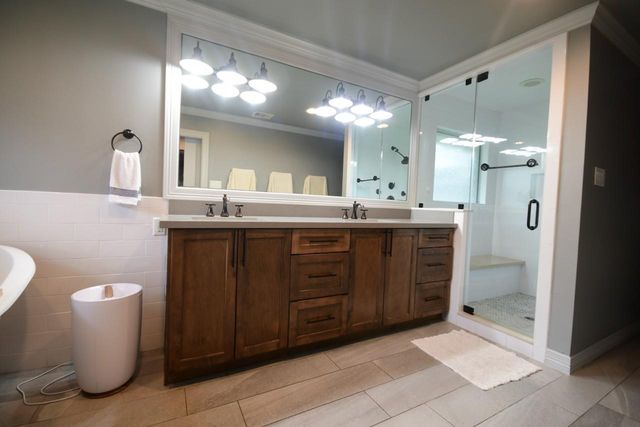 6230 Queensloch Drive, Houston, TX 77096