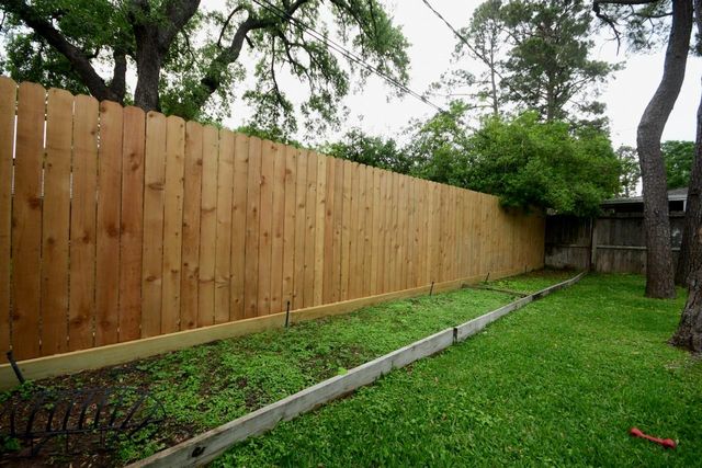 6230 Queensloch Drive, Houston, TX 77096