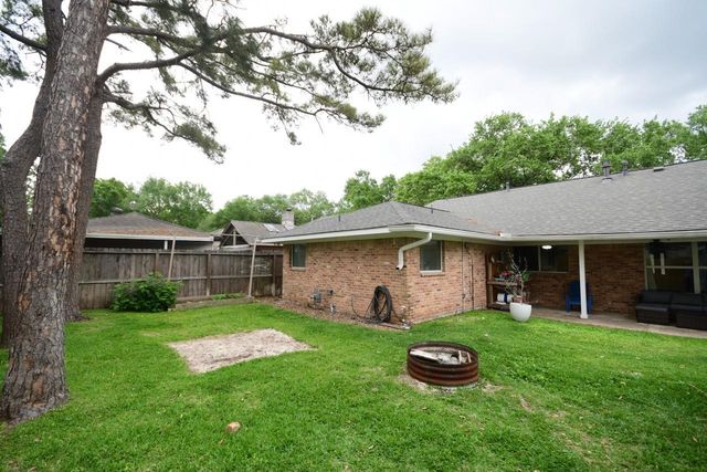 6230 Queensloch Drive, Houston, TX 77096
