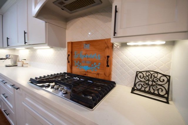 6230 Queensloch Drive, Houston, TX 77096