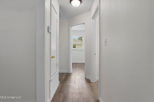 148 Lafayette Circle, Ocean Springs, MS 39564