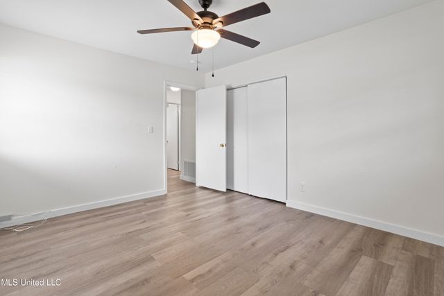 148 Lafayette Circle, Ocean Springs, MS 39564