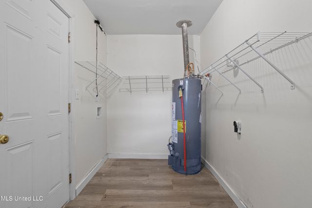 148 Lafayette Circle, Ocean Springs, MS 39564