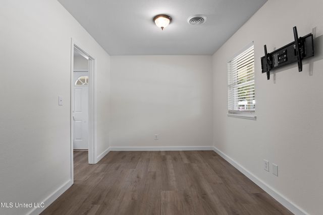 148 Lafayette Circle, Ocean Springs, MS 39564