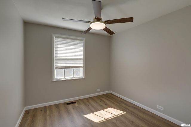 619 MEADOW LARK Drive, Quincy, IL 62305