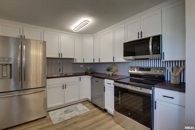 619 MEADOW LARK Drive, Quincy, IL 62305