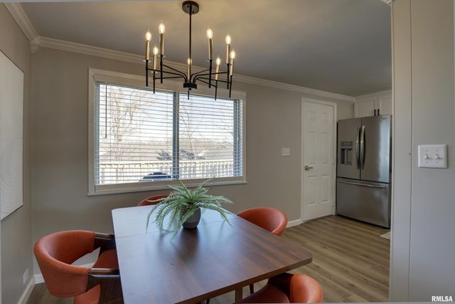 619 MEADOW LARK Drive, Quincy, IL 62305