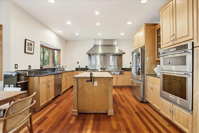 14517 N Bloomfield Rd, Nevada City, CA 95959
