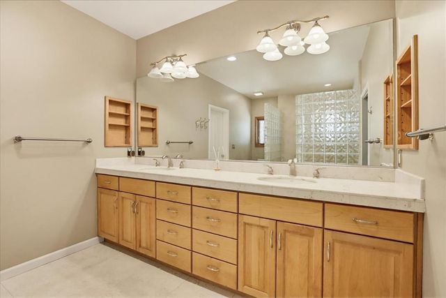 14517 N Bloomfield Rd, Nevada City, CA 95959