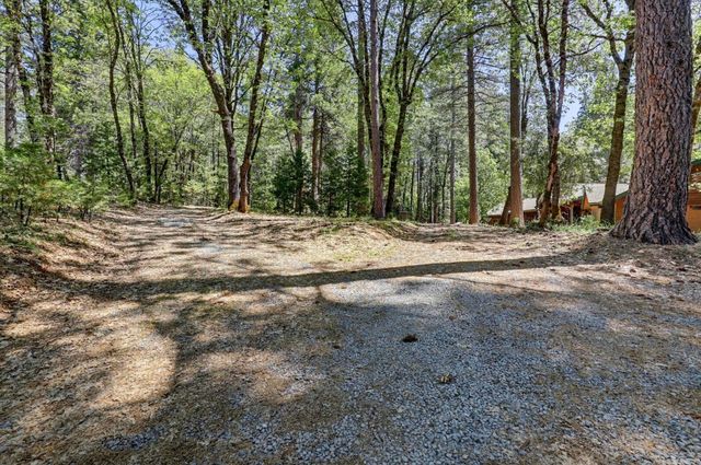 14517 N Bloomfield Rd, Nevada City, CA 95959