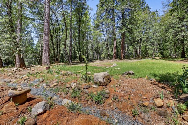 14517 N Bloomfield Rd, Nevada City, CA 95959